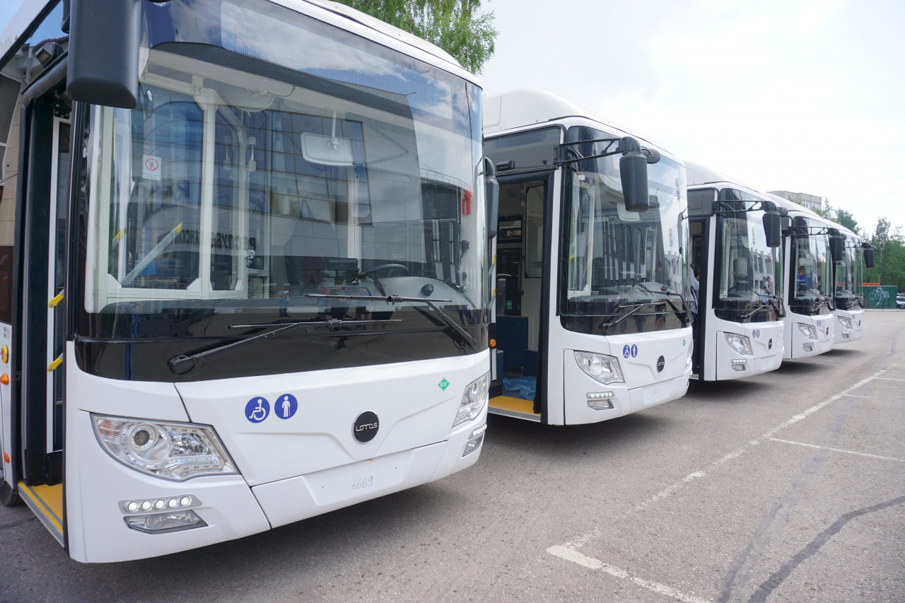 Расписание магистральных маршрутов номер 17м, 18м, 54м, а также маршрутов номер 8 и 10