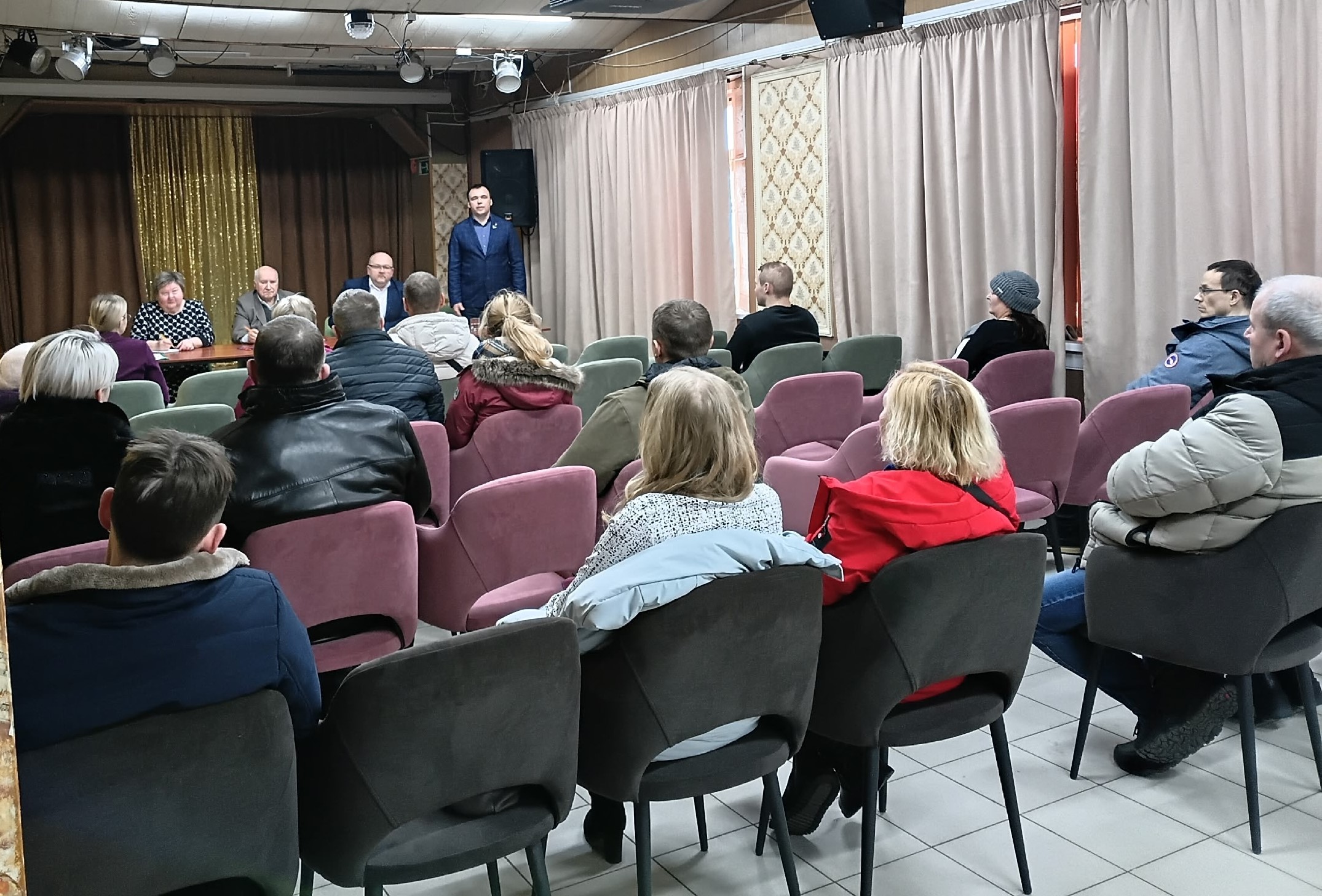 Собрание жителей пгт. В. Максаковка по обсуждению проектов для участия в программе «Народный бюджет» в 2027 году