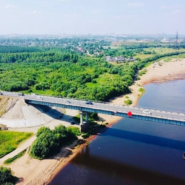 В период с 4 по 6 июня запланировано проведение работ (планируемое время выполнения работ с 20:00 до 06:00 часов) по устранению дефектов асфальтобетонного покрытия на автомобильной дороге Сыктывкар - Троицко-Печорск (мост через реку Сысола)